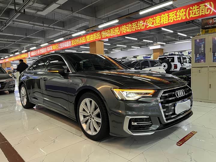 Фото 6 - Audi A6L