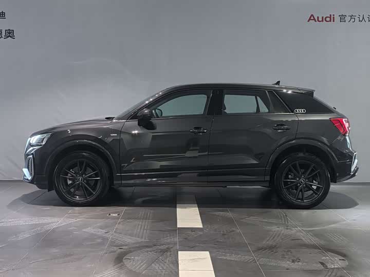 Фото 3 - Audi Q2L