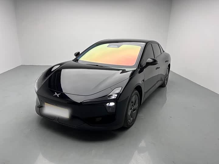 Фото 1 - XPeng Mona M03