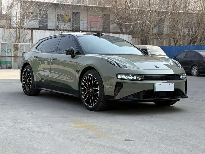 Фото 3 - Zeekr 001