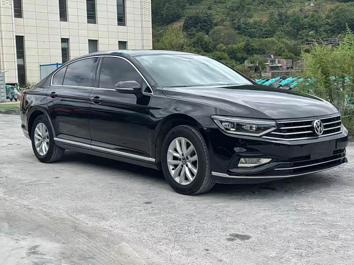 Фото 3 - Volkswagen Magotan