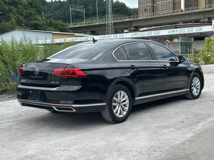 Фото 4 - Volkswagen Magotan