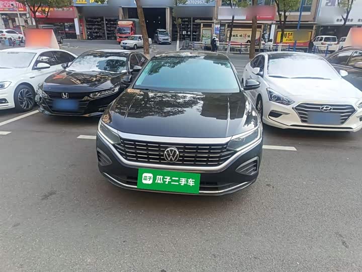 Фото 3 - Volkswagen Passat