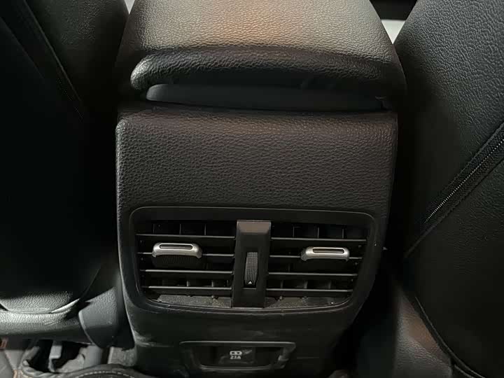 Фото 9 - Toyota Levin