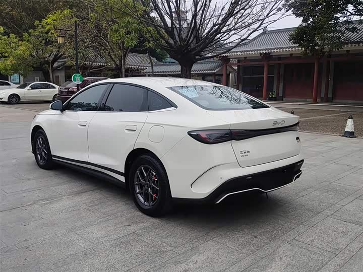 Фото 6 - BYD Seal 06 Hybrid/EV