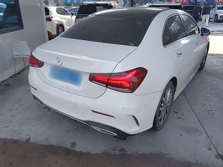 Фото 7 - Mercedes-Benz A-Class