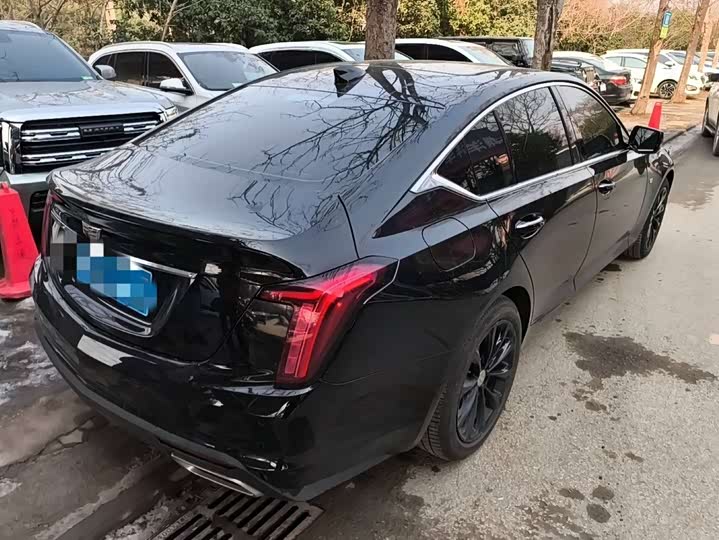 Фото 2 - Cadillac CT5