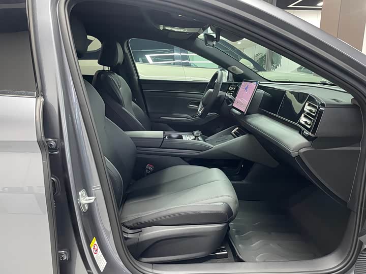 Фото 7 - BYD Qin L