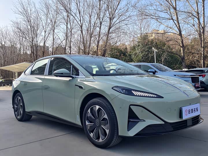 Фото 2 - Hongqi EH5 (Tiangong 05)