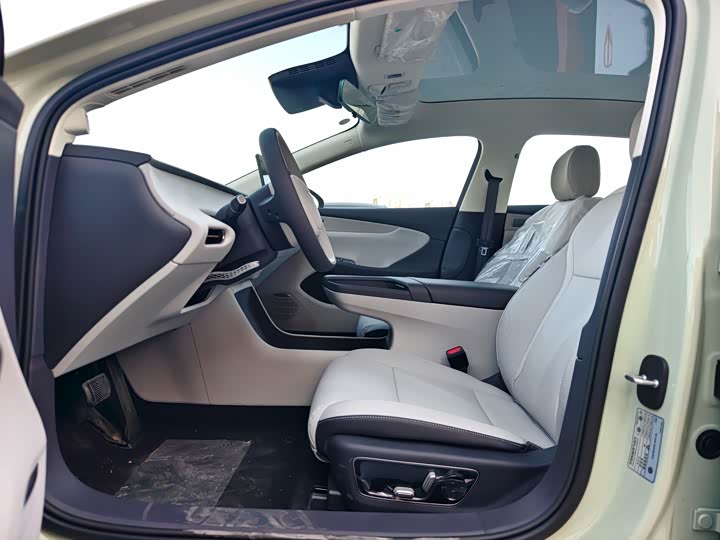 Фото 3 - Hongqi EH5 (Tiangong 05)