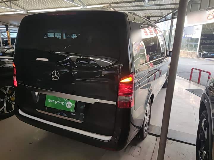 Фото 7 - Mercedes-Benz Vito