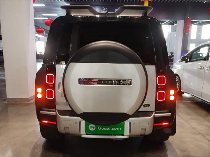 Фото 6 - Land Rover Defender