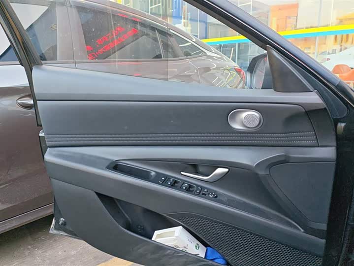 Фото 7 - Hyundai Elantra N line