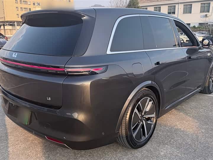 Фото 9 - LiXiang L8