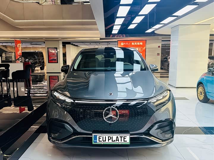 Фото 2 - Mercedes-Benz EQS SUV