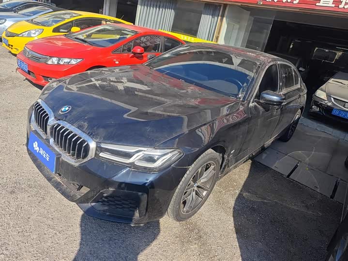 Фото 1 - BMW 5 Series