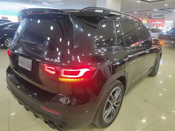 Фото 7 - Mercedes-Benz GLB-Class AMG