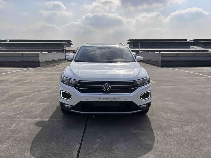 Фото 2 - Volkswagen T-Roc