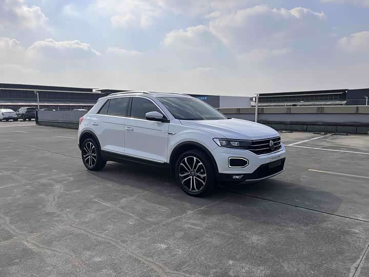 Фото 3 - Volkswagen T-Roc