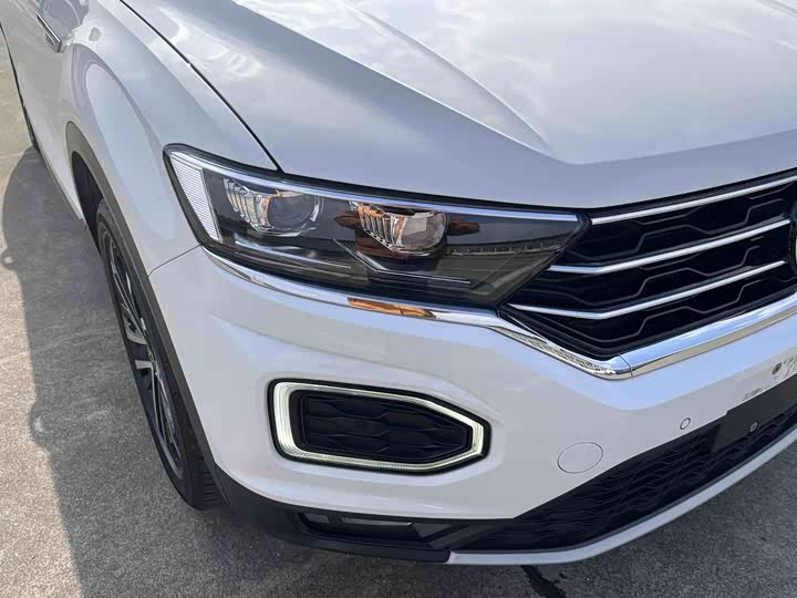 Фото 4 - Volkswagen T-Roc