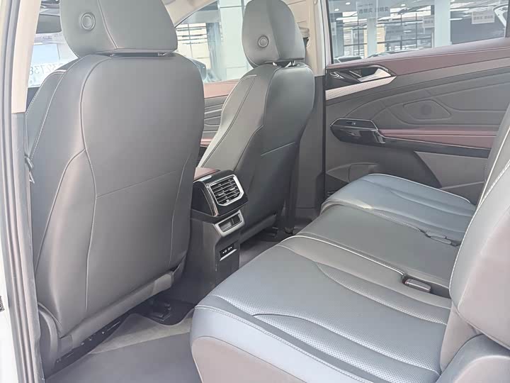 Фото 6 - Volkswagen ID.6 X