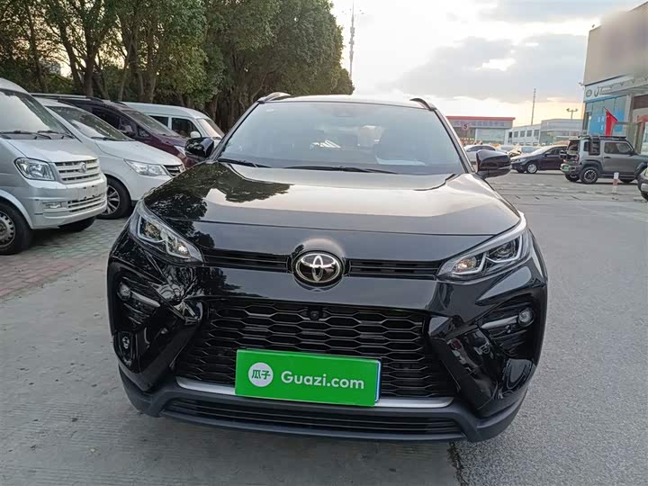 Фото 3 - Toyota Wildlander