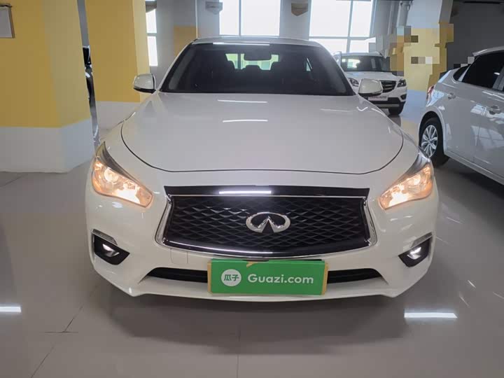 Фото 3 - Infiniti Q50L