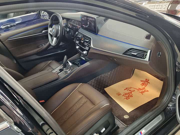 Фото 4 - BMW 5 Series