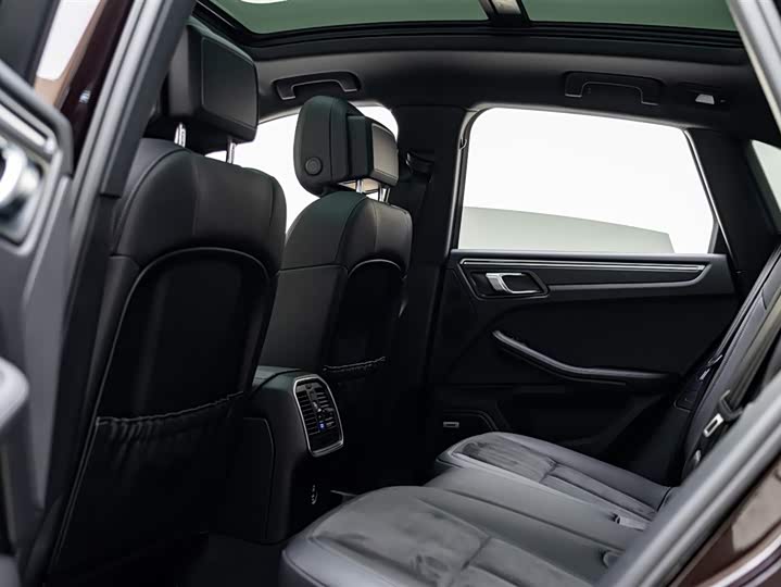 Фото 9 - Porsche Macan