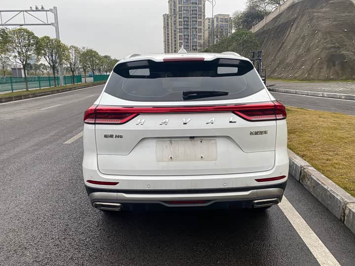 Фото 8 - Haval H6