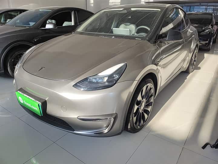 Фото 2 - Tesla Model Y