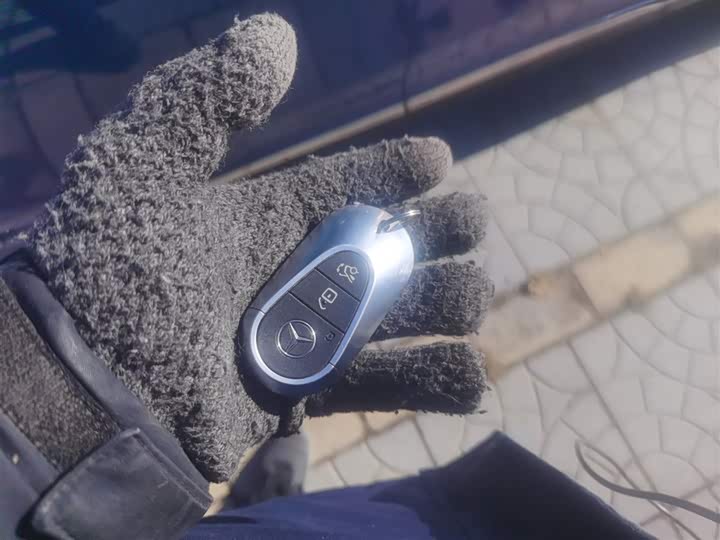 Фото 9 - Mercedes-Benz EQE