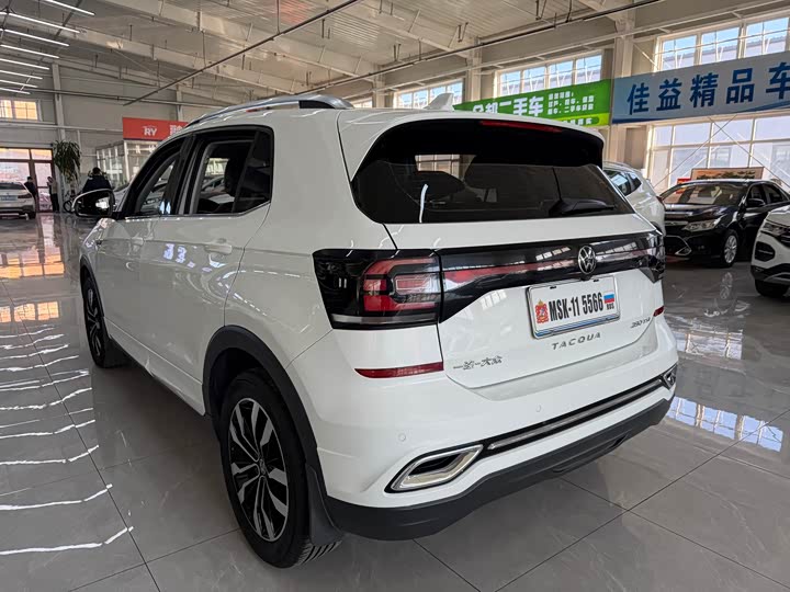 Фото 6 - Volkswagen Tacqua