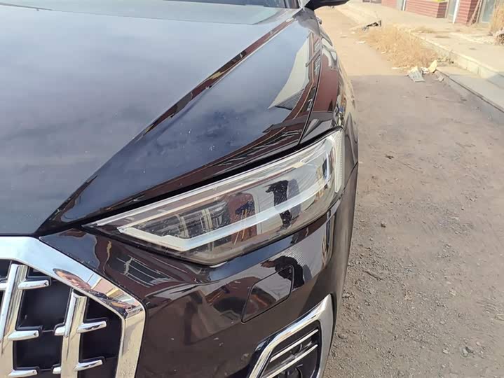 Фото 5 - Audi A8