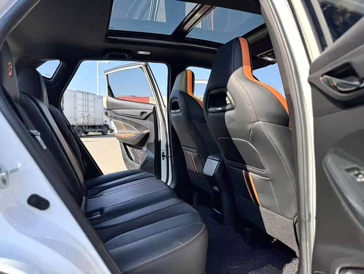 Фото 6 - Changan Oshan X5