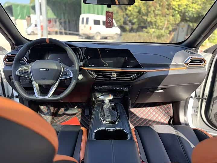 Фото 8 - Changan Oshan X5