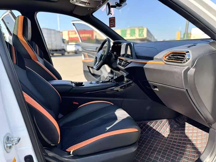 Фото 9 - Changan Oshan X5