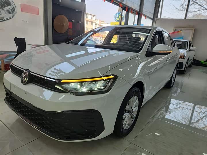 Фото 2 - Volkswagen Lavida