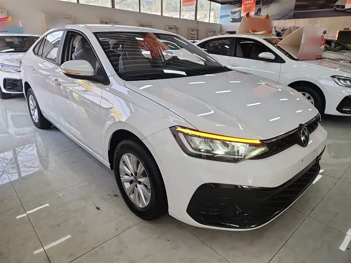 Фото 4 - Volkswagen Lavida