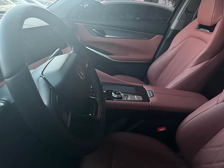 Фото 4 - Changan CS75 Plus