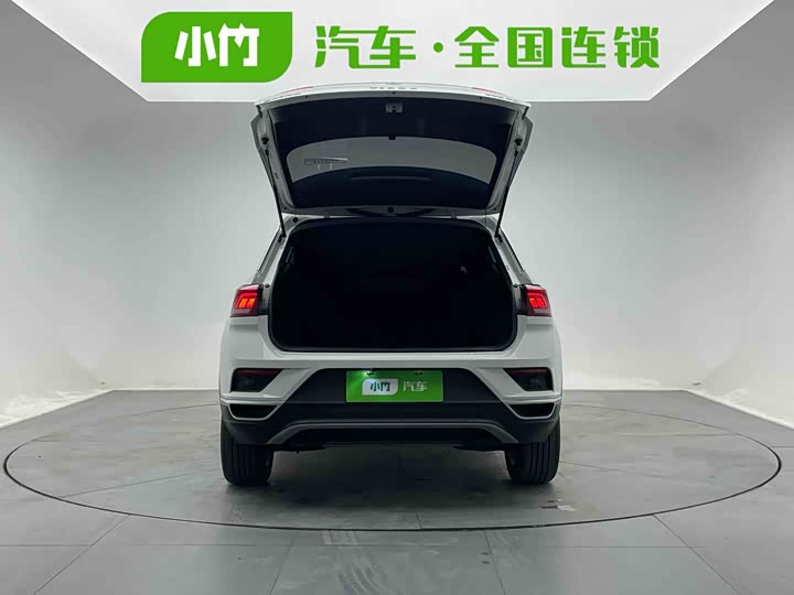 Фото 5 - Volkswagen T-Roc