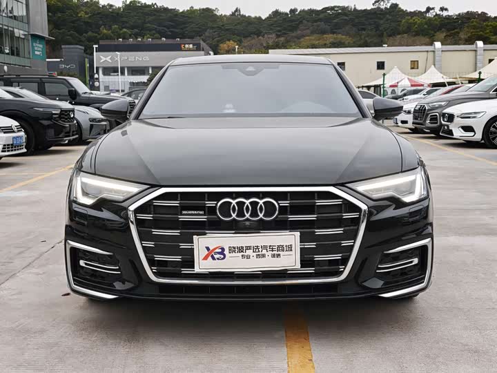 Фото 2 - Audi A6L