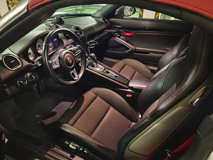 Фото 8 - Porsche 718