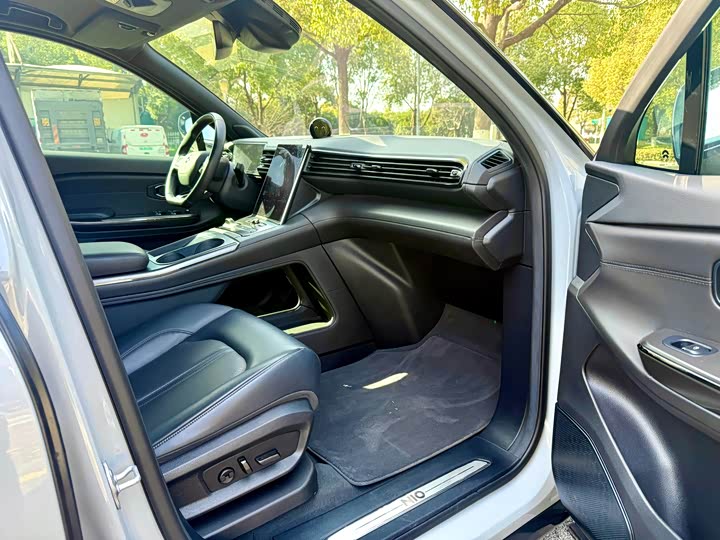 Фото 9 - Nio ES6