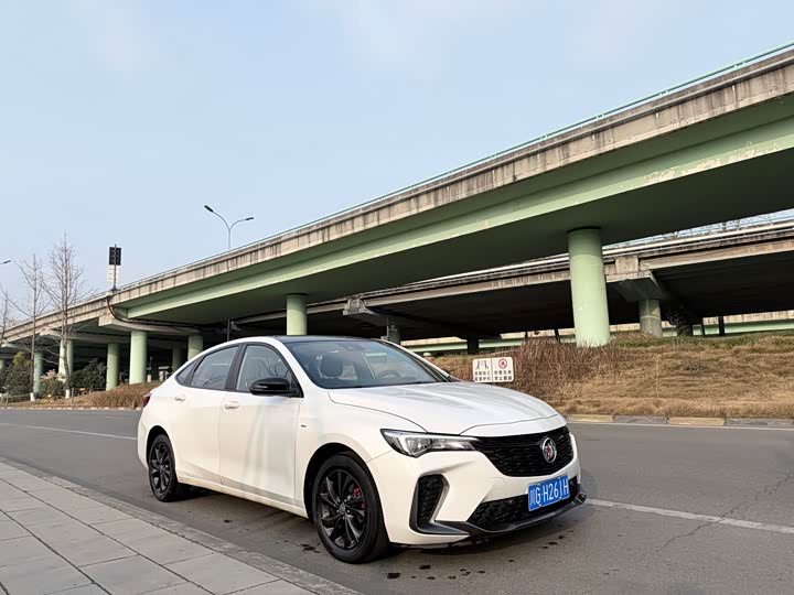 Фото 3 - Buick Verano