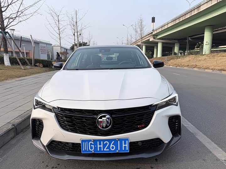 Фото 7 - Buick Verano