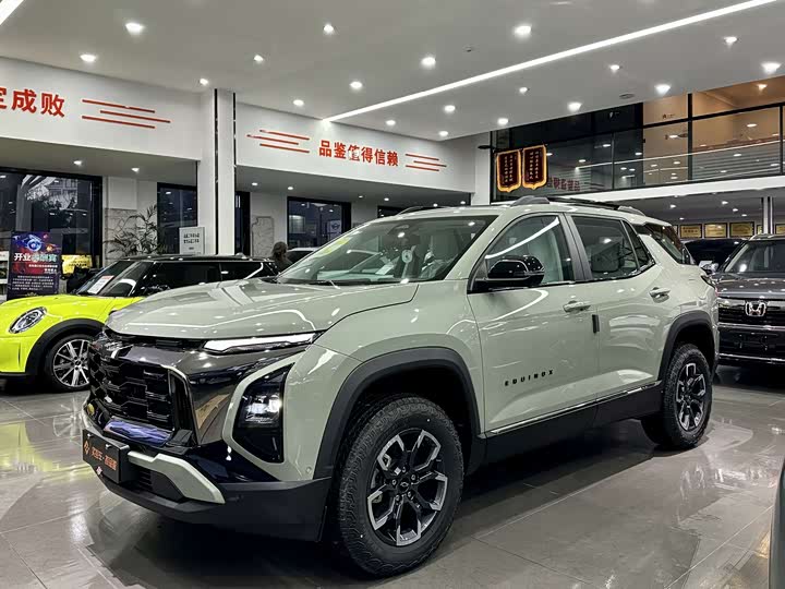 Фото 1 - Chevrolet Equinox Plus