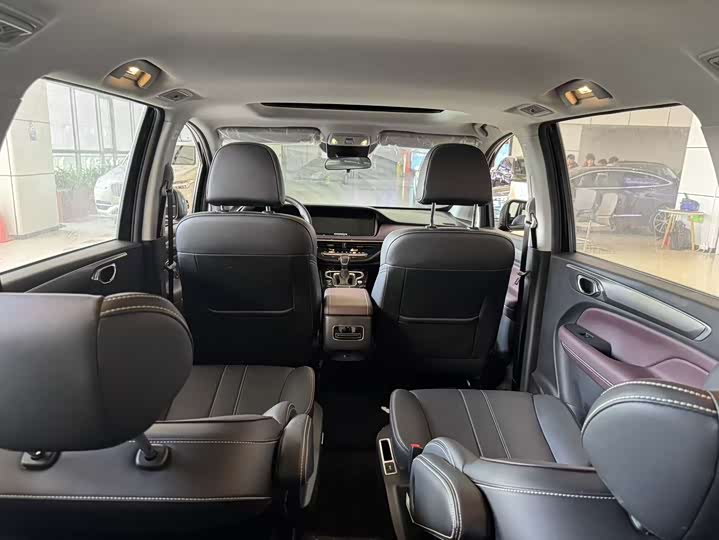 Фото 6 - GAC Trumpchi M6