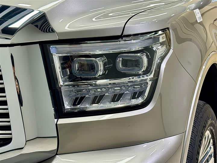 Фото 7 - Tank 500 Hybrid