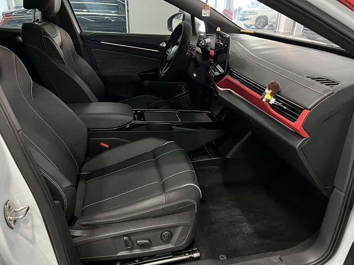 Фото 9 - Volkswagen ID.4 X